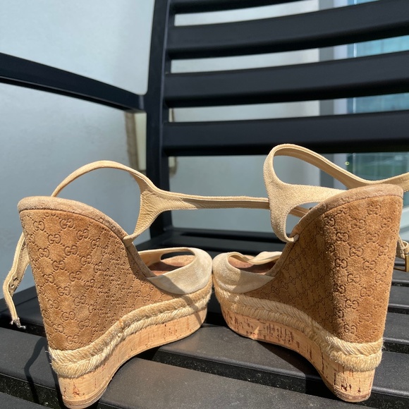 Gucci Suede wedges - Picture 1 of 6
